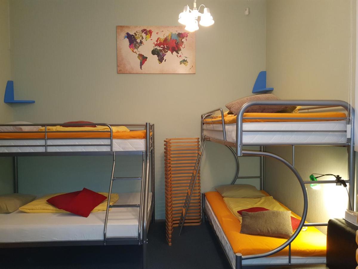 Freedom65 Hostel And Caravan Tallin Exterior foto